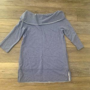 Chico’s zenergy tunic size 0